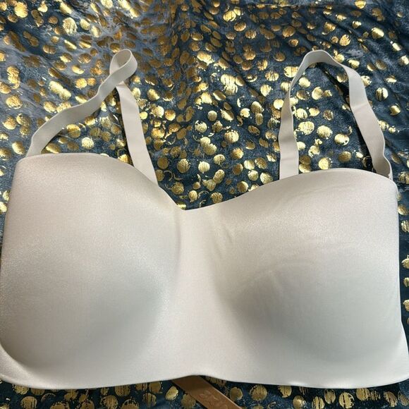 Skims body wireless strapless bra in color marble size 38DDDD - Picture 5 of 11